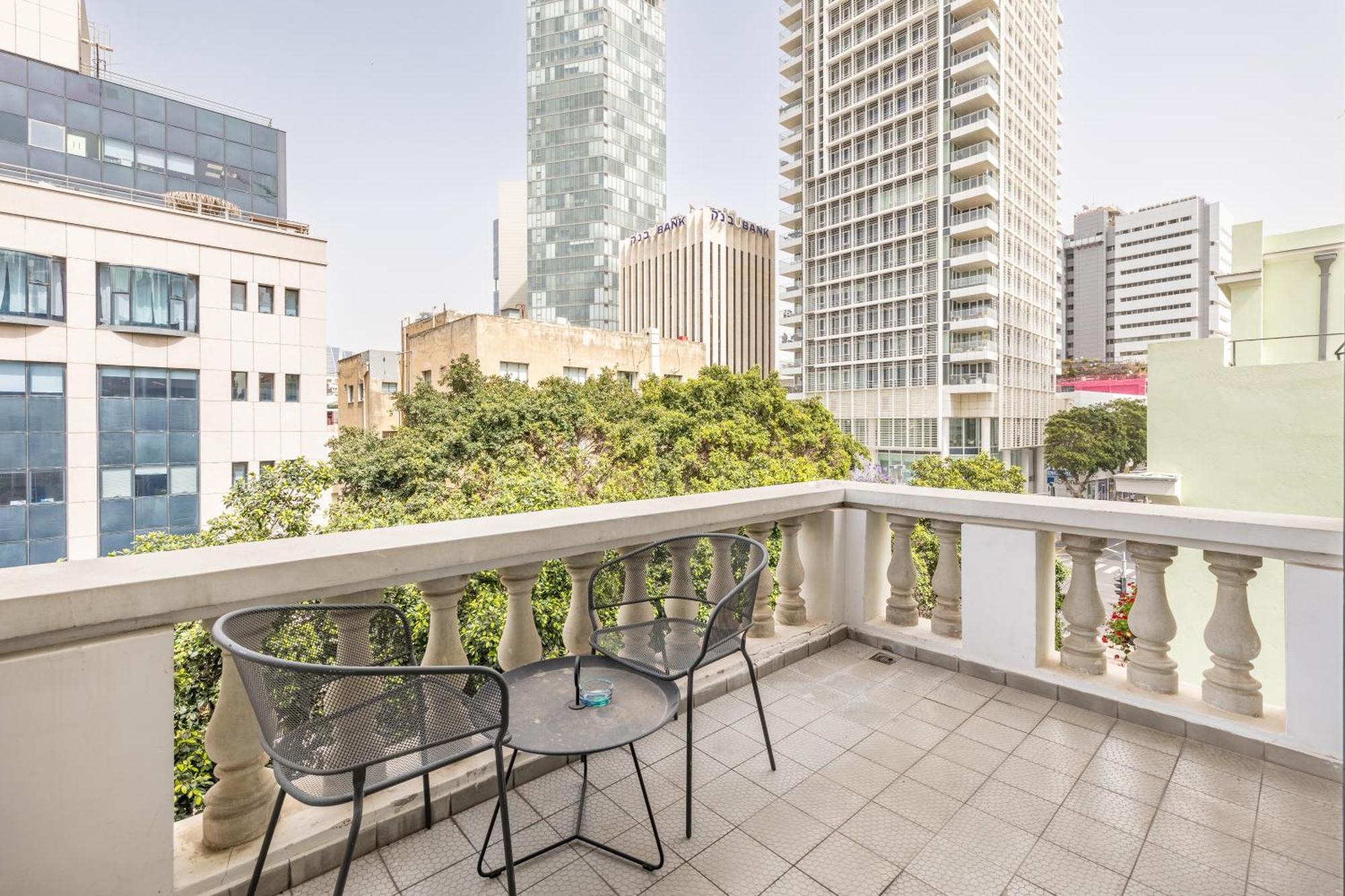 Ourplace Rothschild Allenby Apartment Tel Aviv Exterior photo